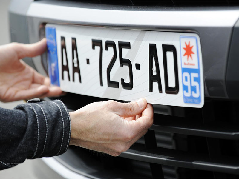 Fabrication plaque auto / moto Caen
